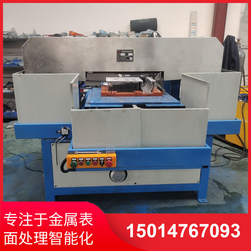 鋁材(cai)直紋拉絲機生(sheng)産供應